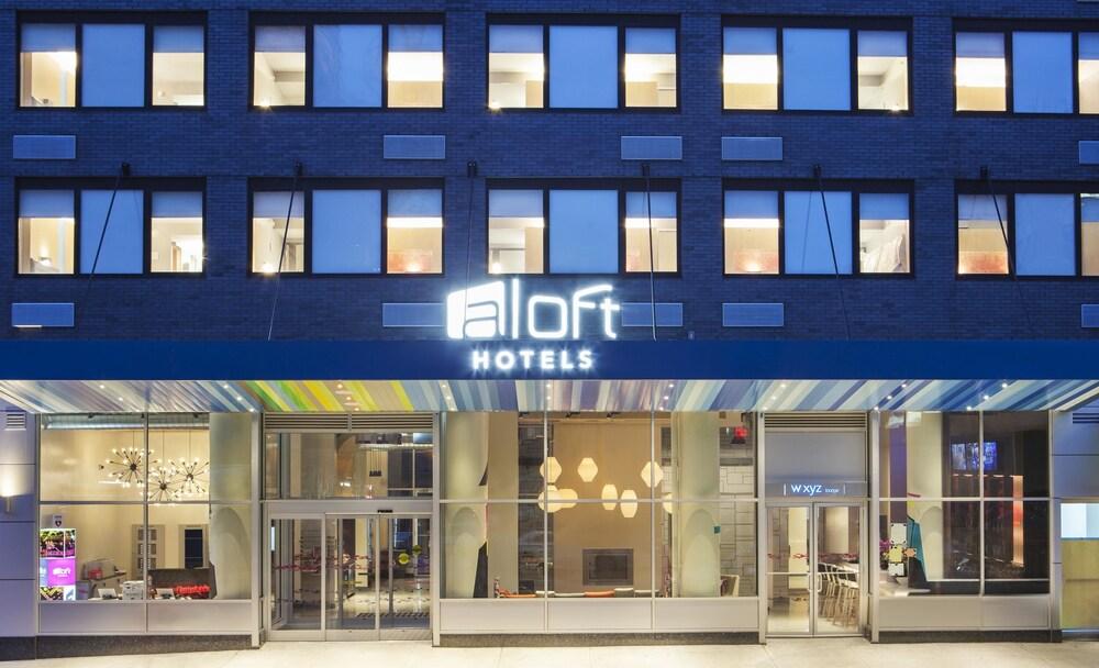 Aloft Long Island City-Manhattan View Hotel New York City Exterior photo